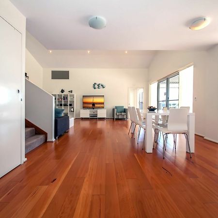 Апартаменти Mantra Aqua, Penthouse 83/1A Tomaree Street Нельсон-Бей Екстер'єр фото